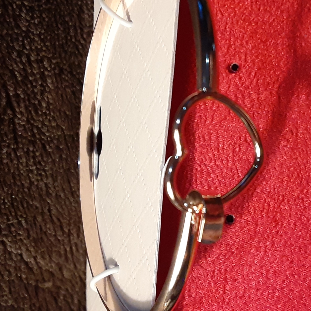 LC Lauren Conrad gold heart bracelet